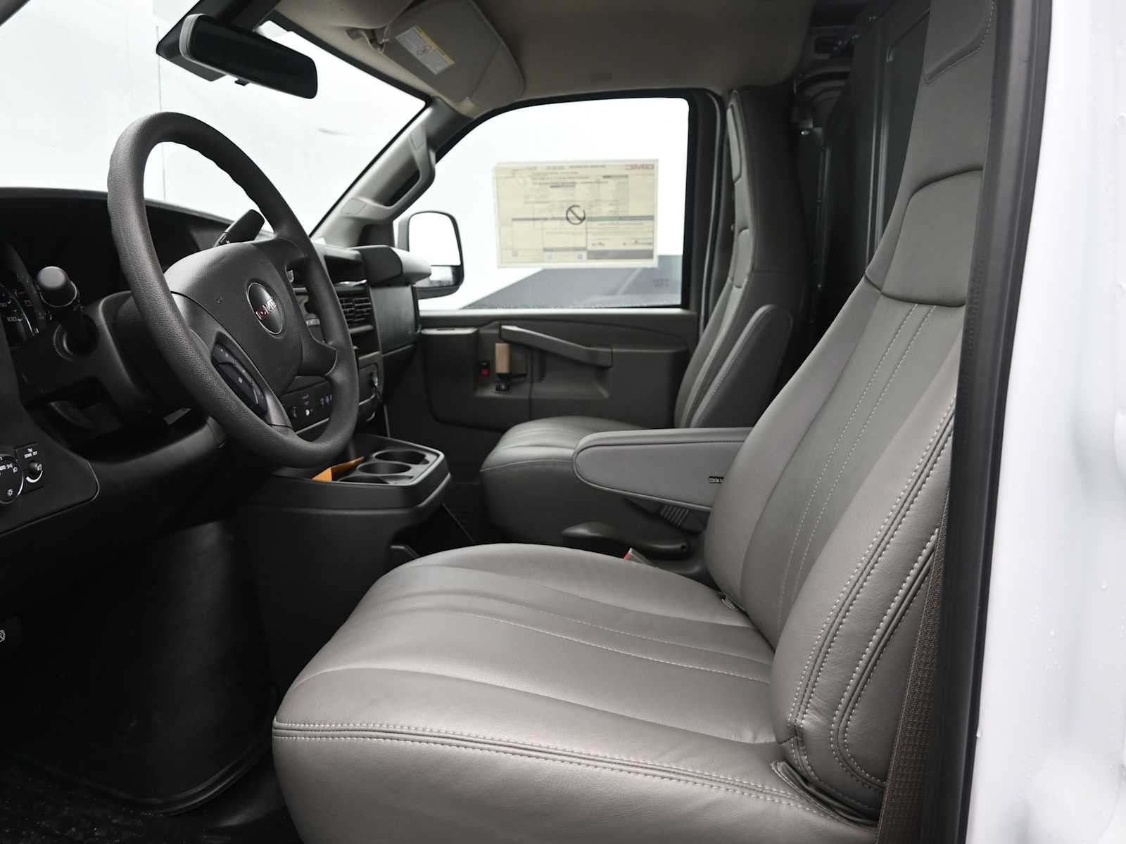 2025 GMC Savana Cargo Work Van