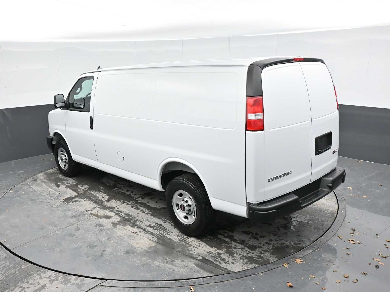 2025 GMC Savana Cargo Work Van