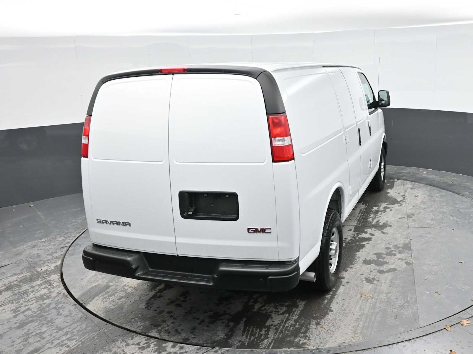 2025 GMC Savana Cargo Work Van