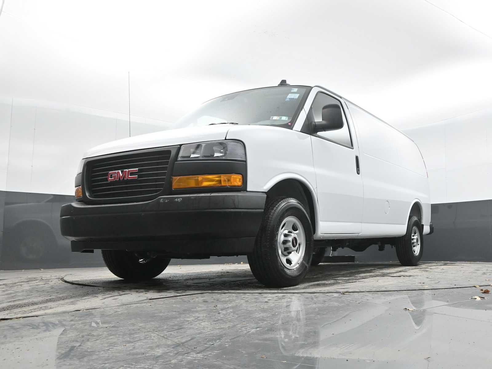 2025 GMC Savana Cargo Work Van