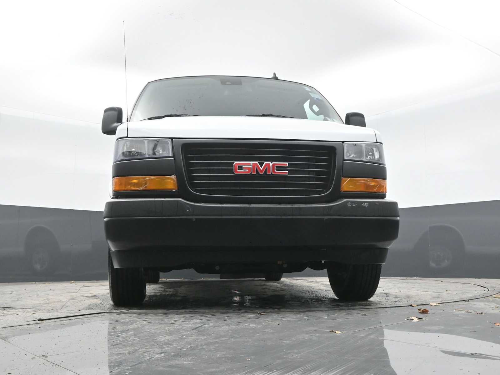2025 GMC Savana Cargo Work Van