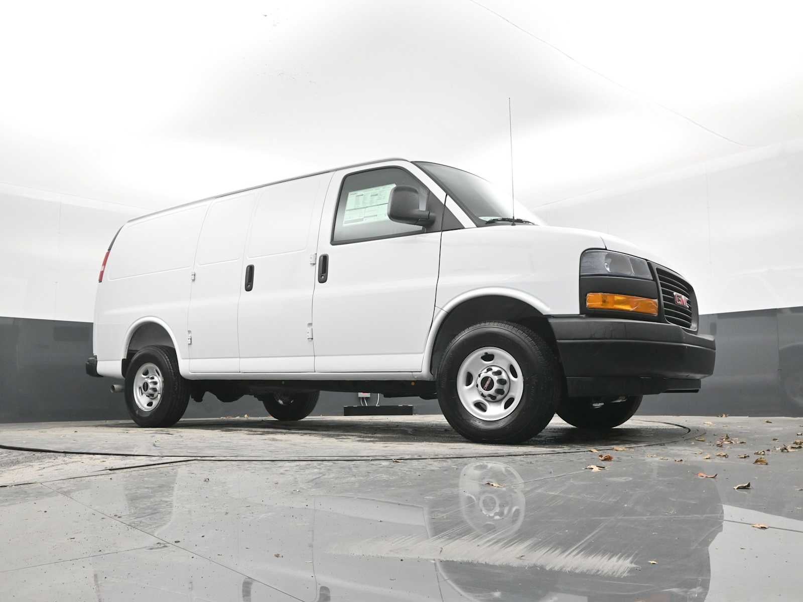 2025 GMC Savana Cargo Work Van