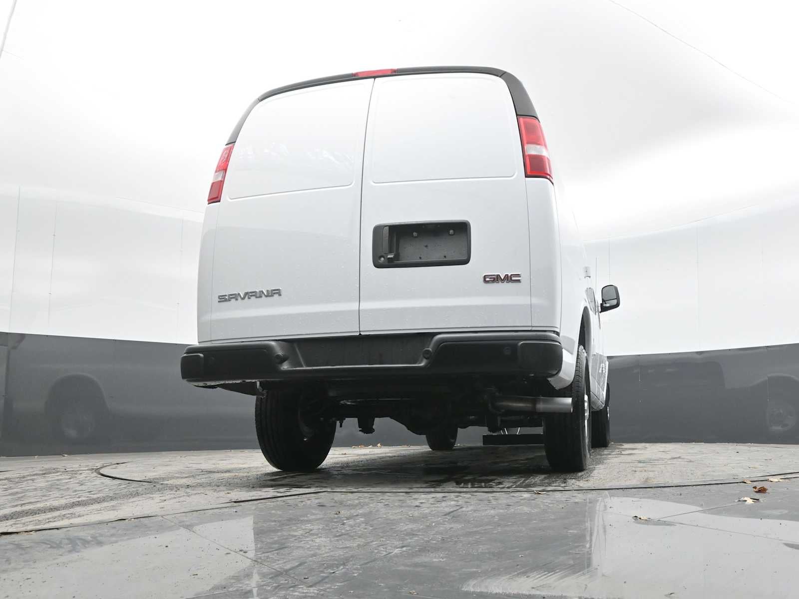 2025 GMC Savana Cargo Work Van