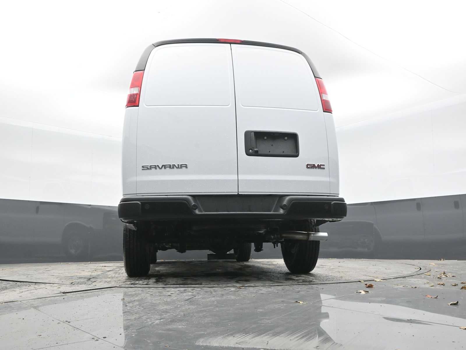 2025 GMC Savana Cargo Work Van
