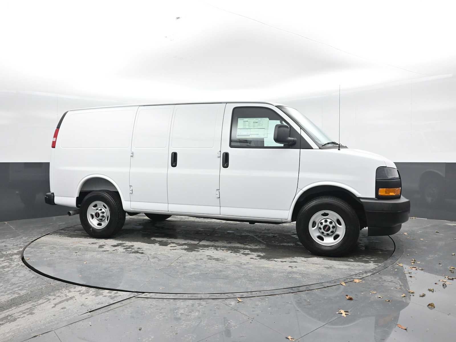 2025 GMC Savana Cargo Work Van