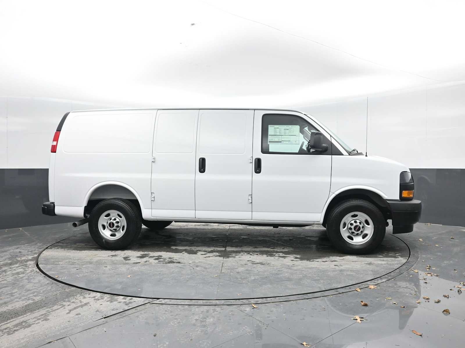 2025 GMC Savana Cargo Work Van