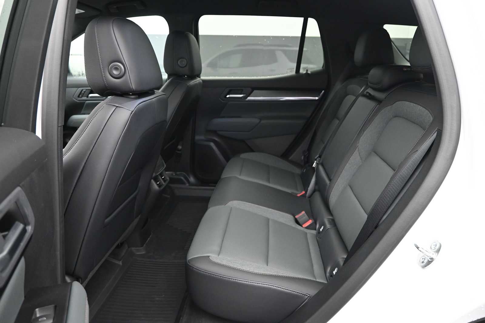 2027 GMC Terrain AWD AT4