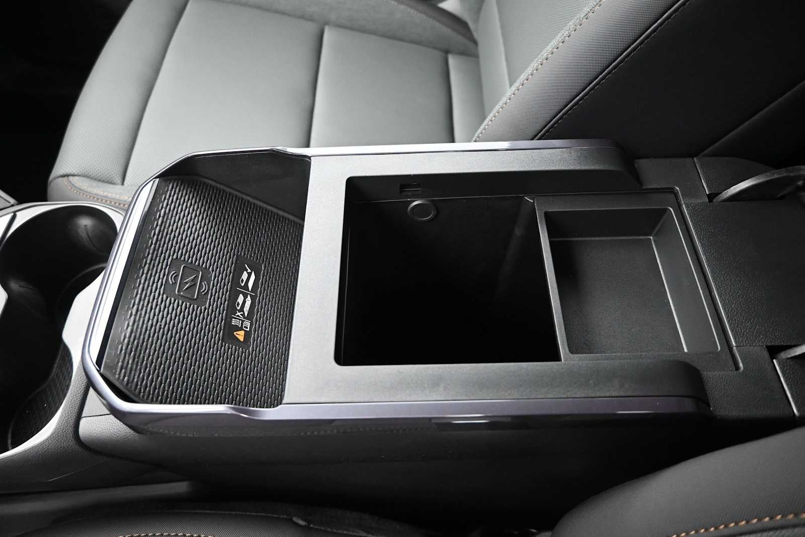 2027 GMC Terrain AWD AT4