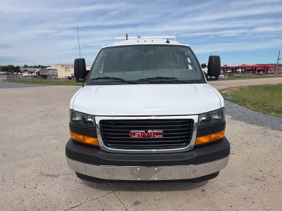 2025 GMC Savana Cutaway 3500 1WT