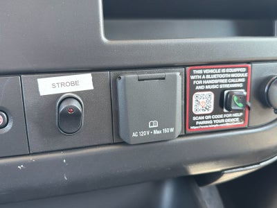 2025 GMC Savana Cutaway 3500 1WT