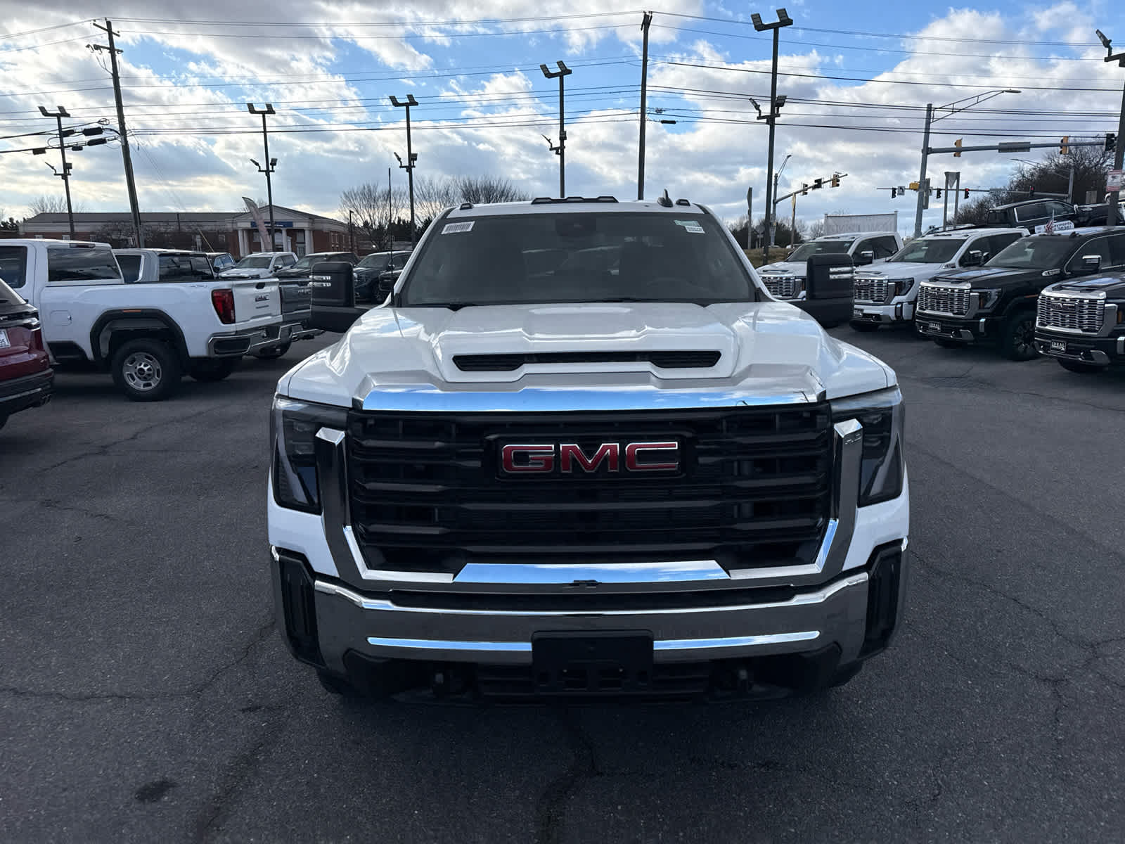 2025 GMC Sierra 2500 HD Pro