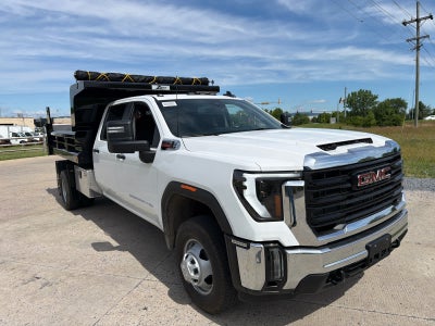 2026 GMC Sierra 3500 HD Chassis Cab Pro