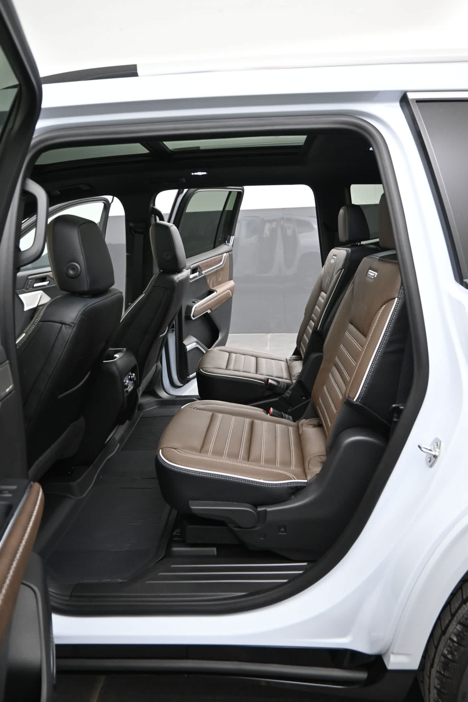 2027 GMC Acadia Denali Ultimate