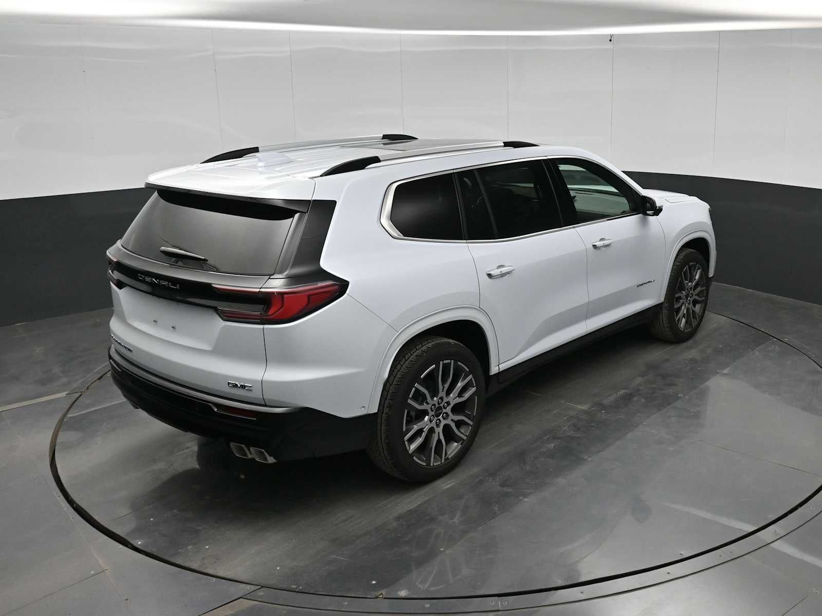2027 GMC Acadia Denali Ultimate