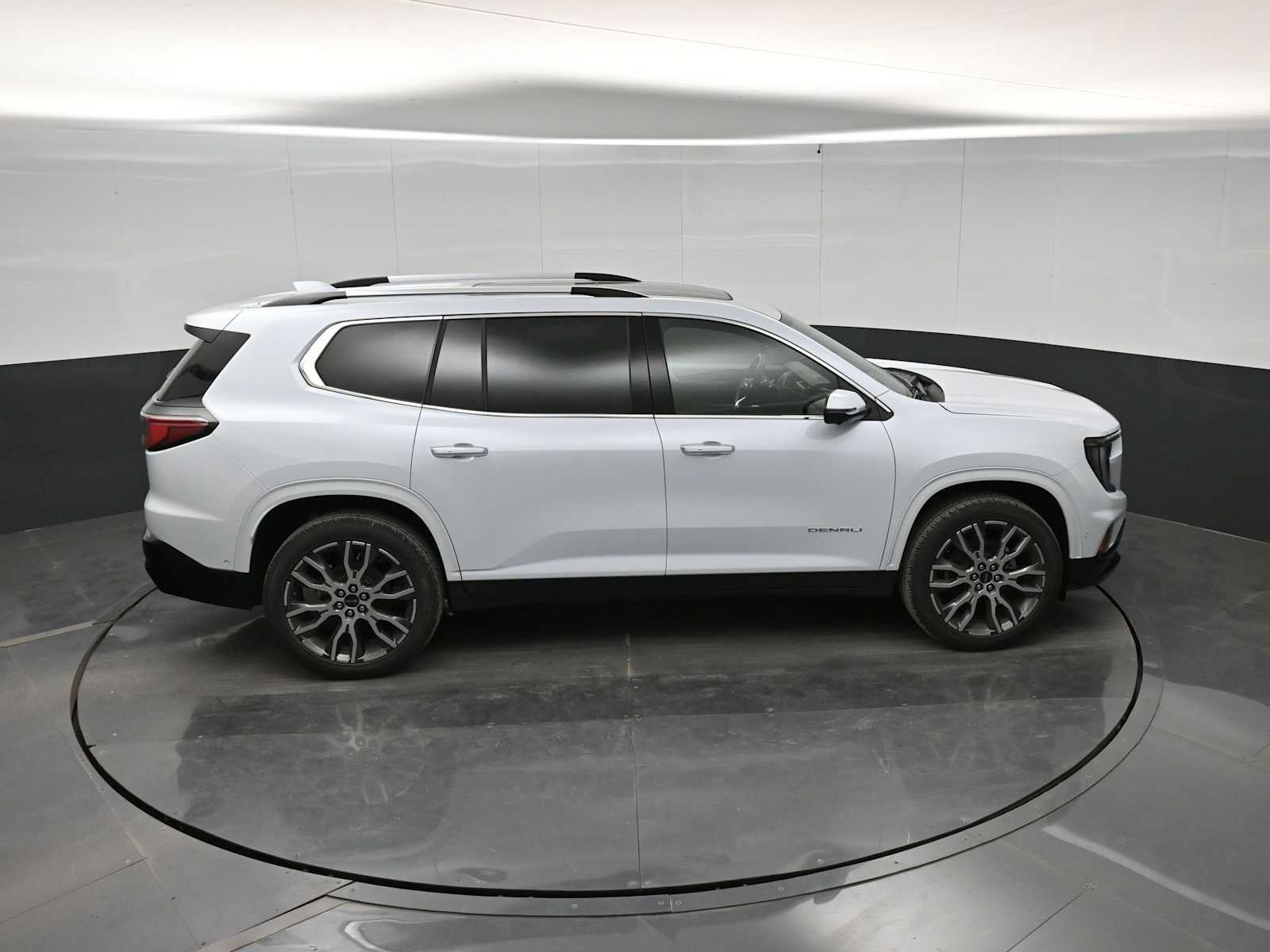 2027 GMC Acadia Denali Ultimate