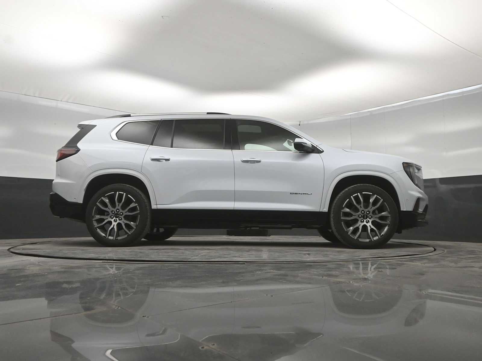2027 GMC Acadia Denali Ultimate