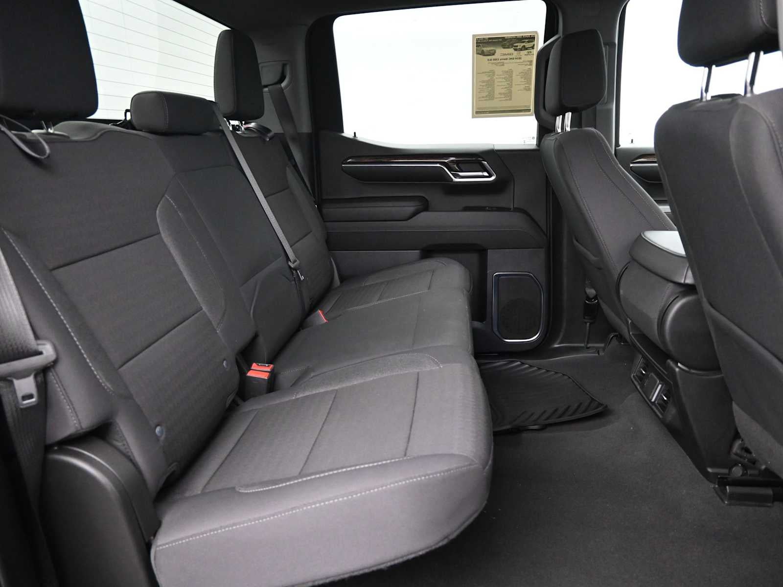 2024 GMC Sierra 1500 SLE