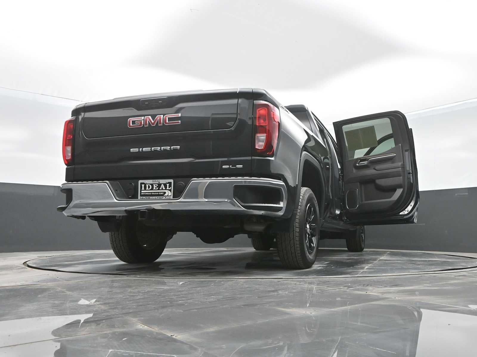 2024 GMC Sierra 1500 SLE