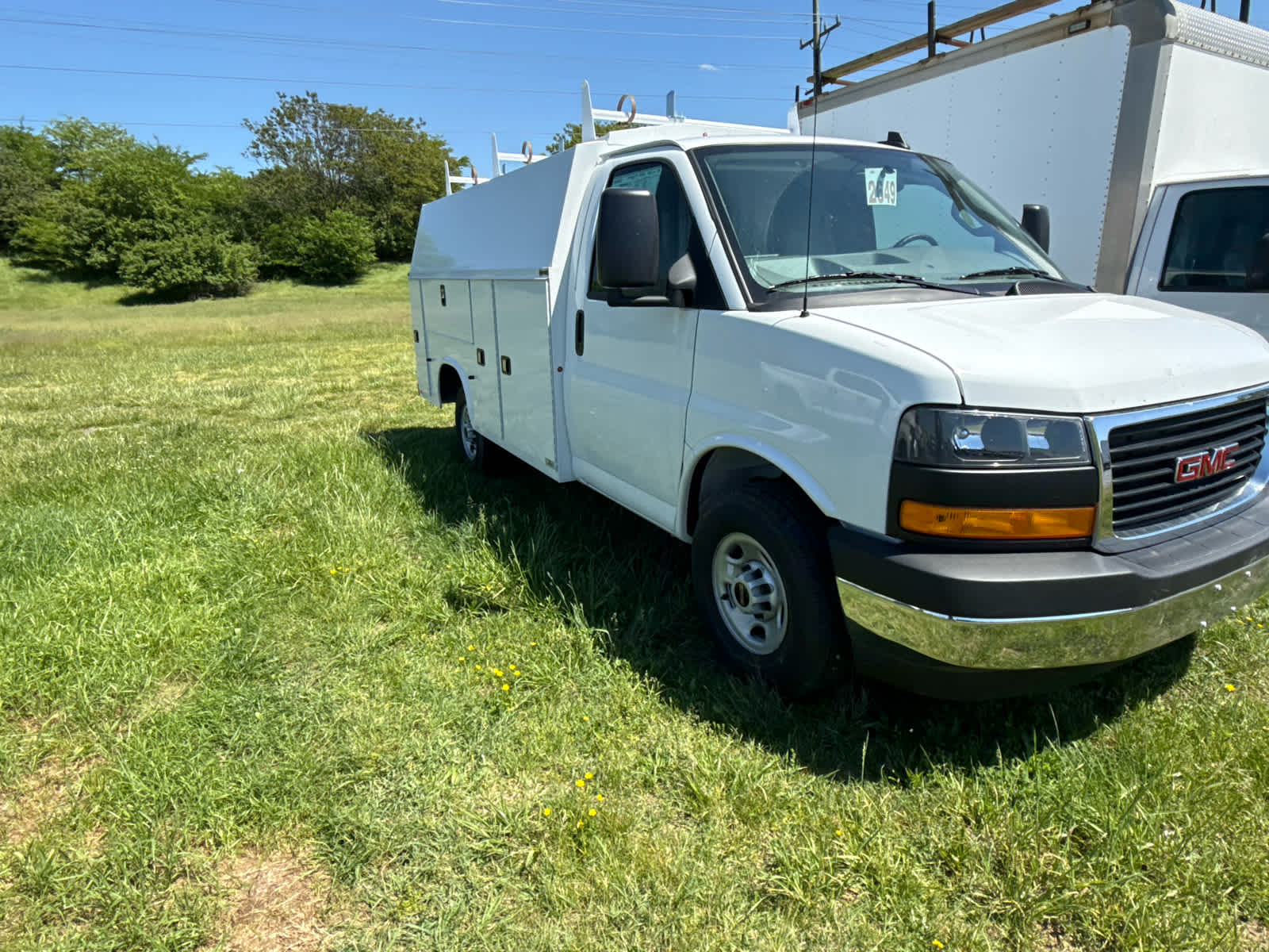 2025 GMC Savana Cutaway 3500 1WT