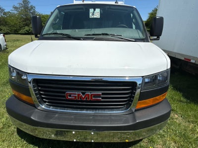 2025 GMC Savana Cutaway 3500 1WT