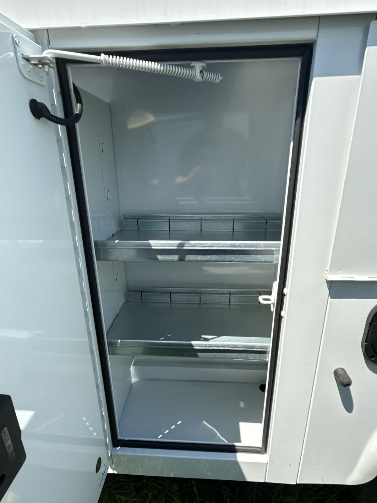 2025 GMC Savana Cutaway 3500 1WT