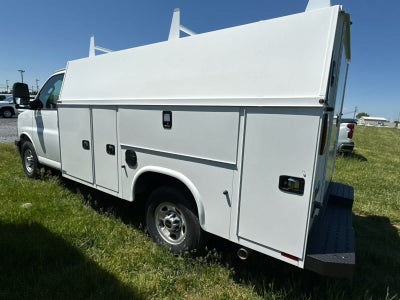 2025 GMC Savana Cutaway 3500 1WT