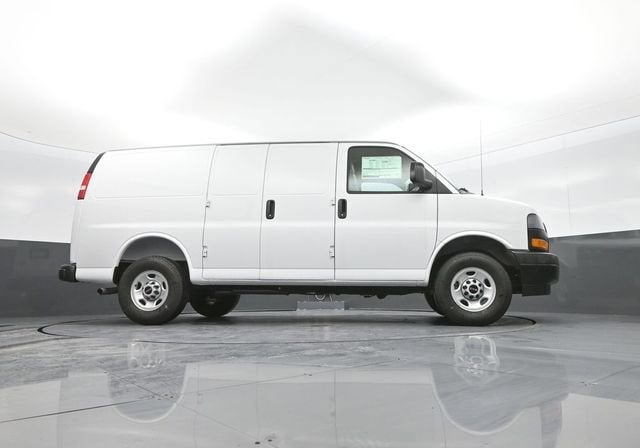 2025 GMC Savana Cargo Work Van