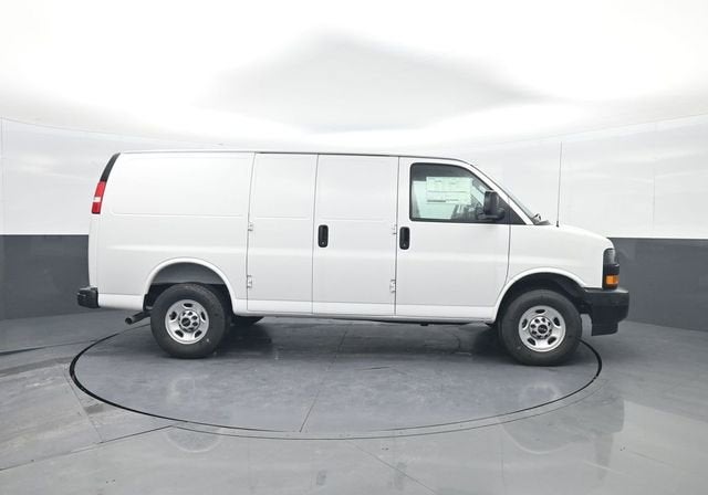 2025 GMC Savana Cargo Work Van