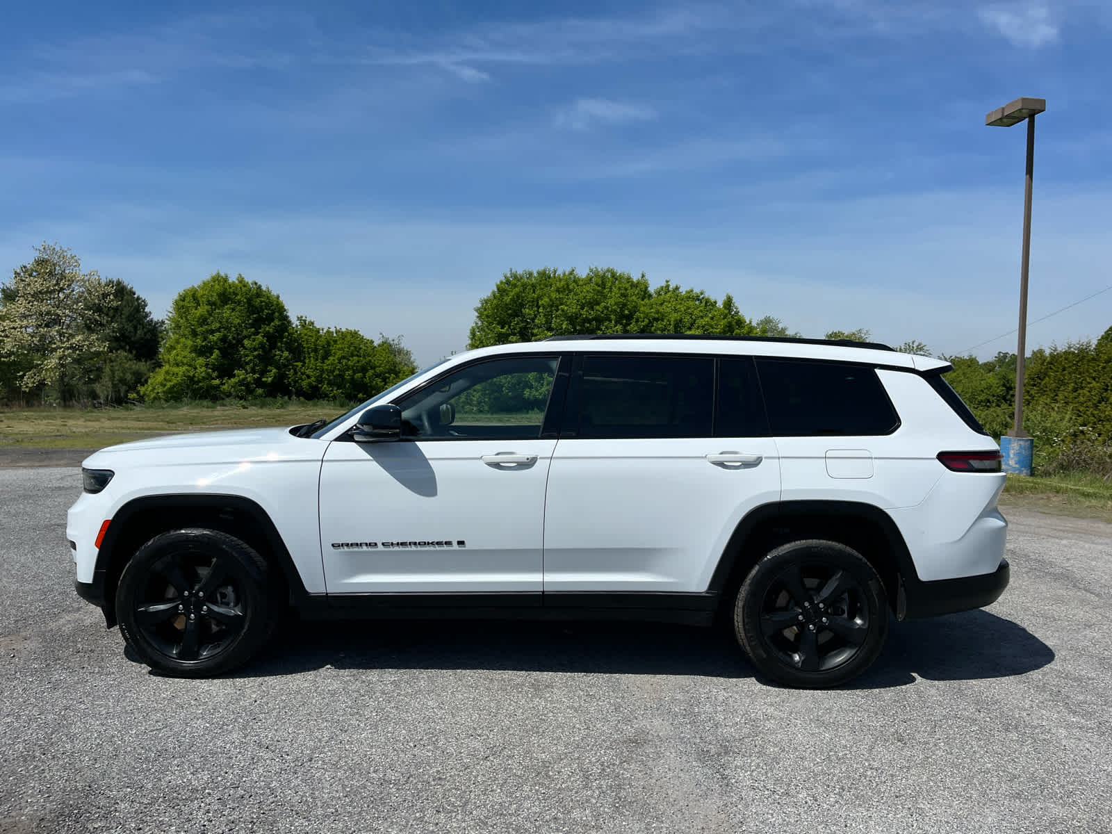 2023 Jeep Grand Cherokee L Altitude 4x4