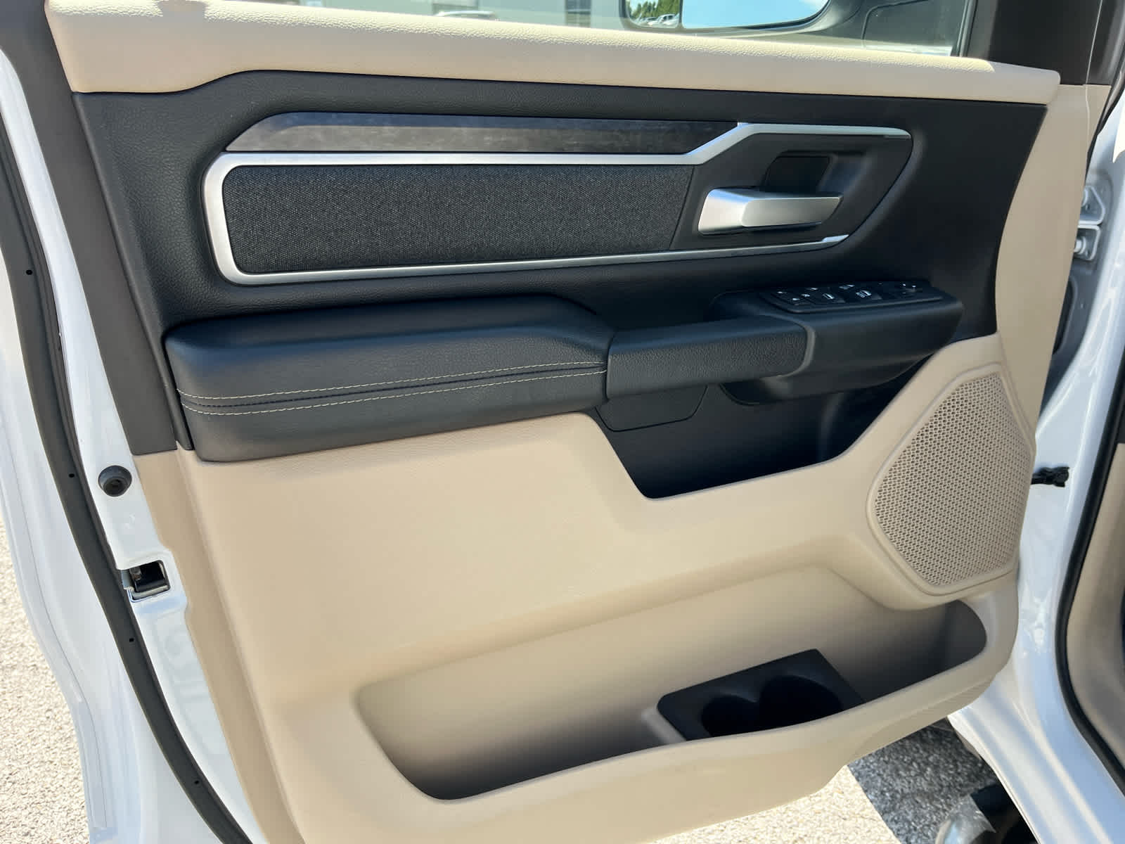 2019 RAM 1500 Big Horn/Lone Star Quad Cab 4x4 6'4' Box