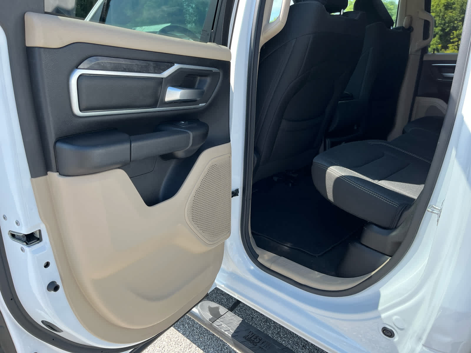 2019 RAM 1500 Big Horn/Lone Star Quad Cab 4x4 6'4' Box