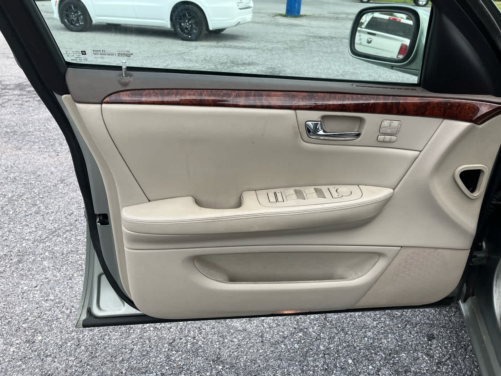 2006 Cadillac DTS Standard