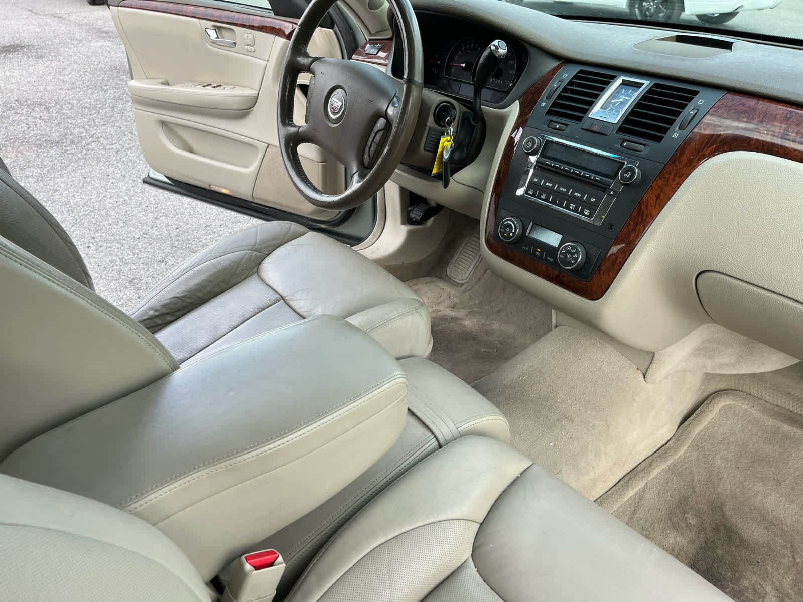 2006 Cadillac DTS Standard