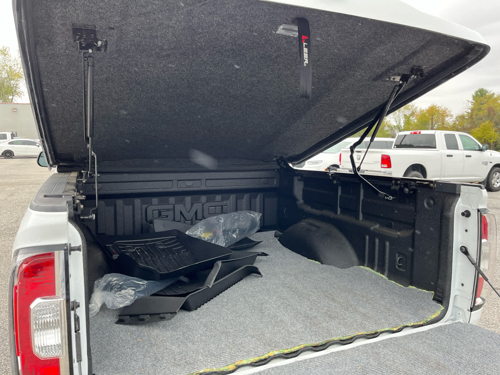 2022 GMC Canyon 4WD Crew Cab Short Box Elevation