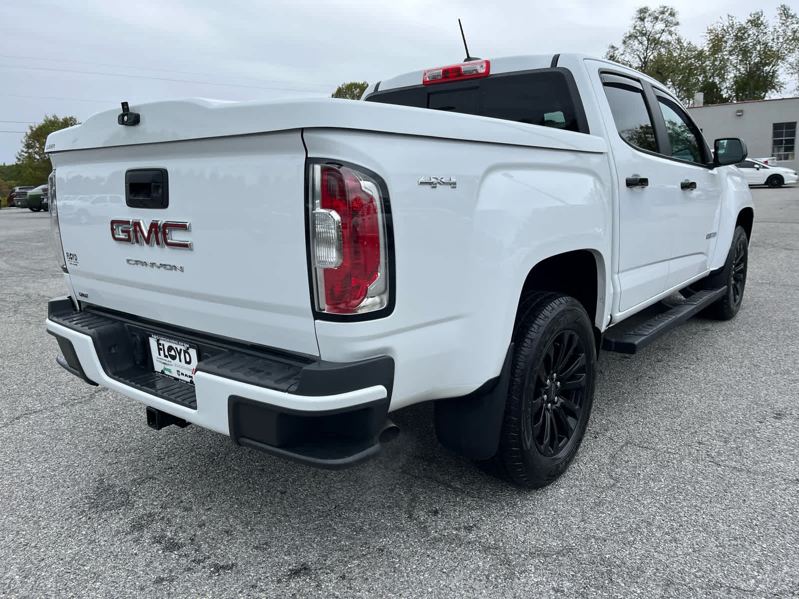 2022 GMC Canyon 4WD Crew Cab Short Box Elevation