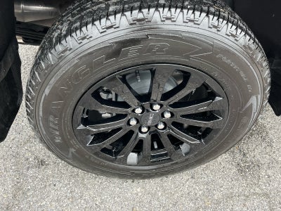 2022 GMC Canyon 4WD Crew Cab Short Box Elevation