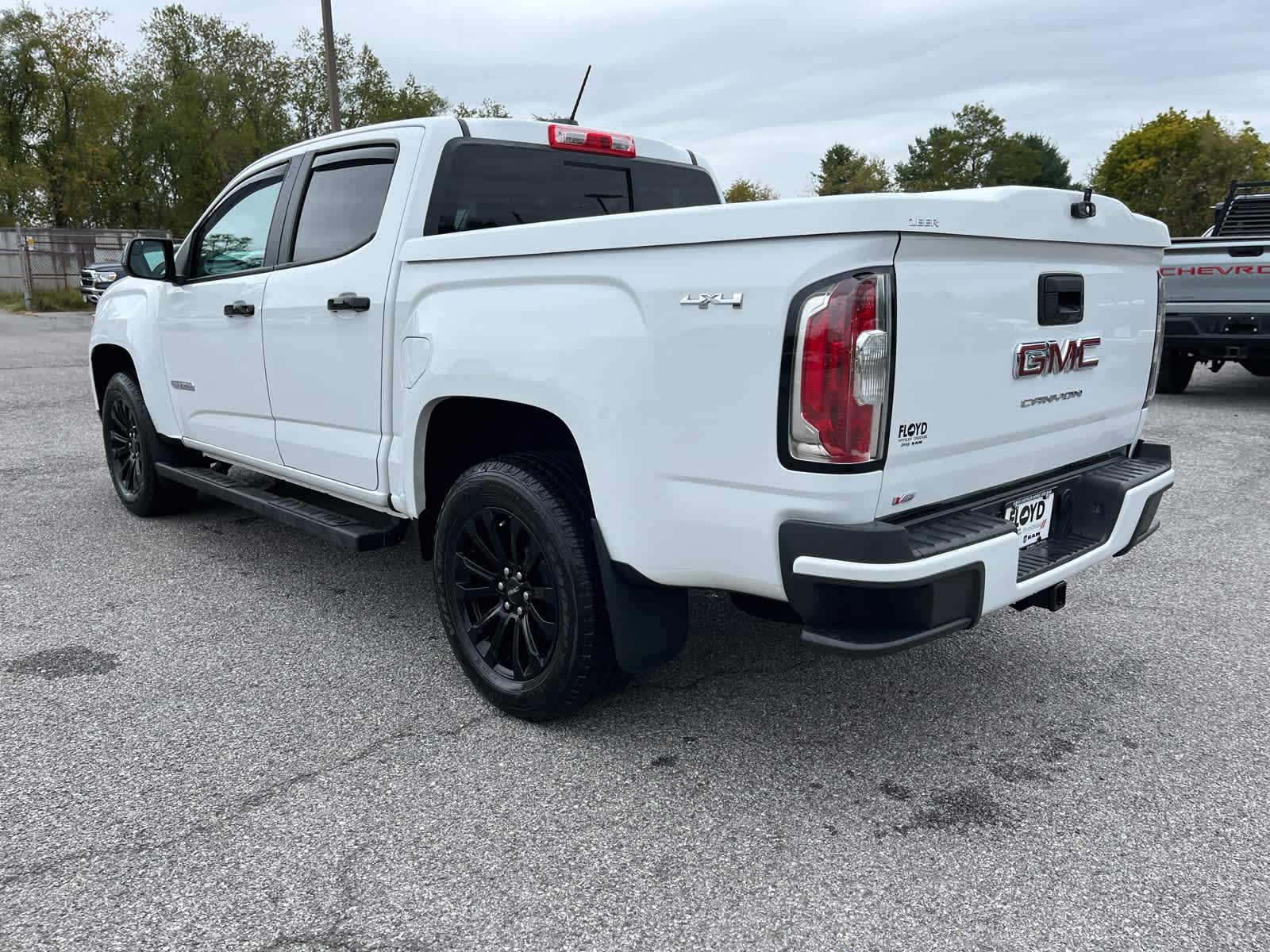 2022 GMC Canyon 4WD Crew Cab Short Box Elevation