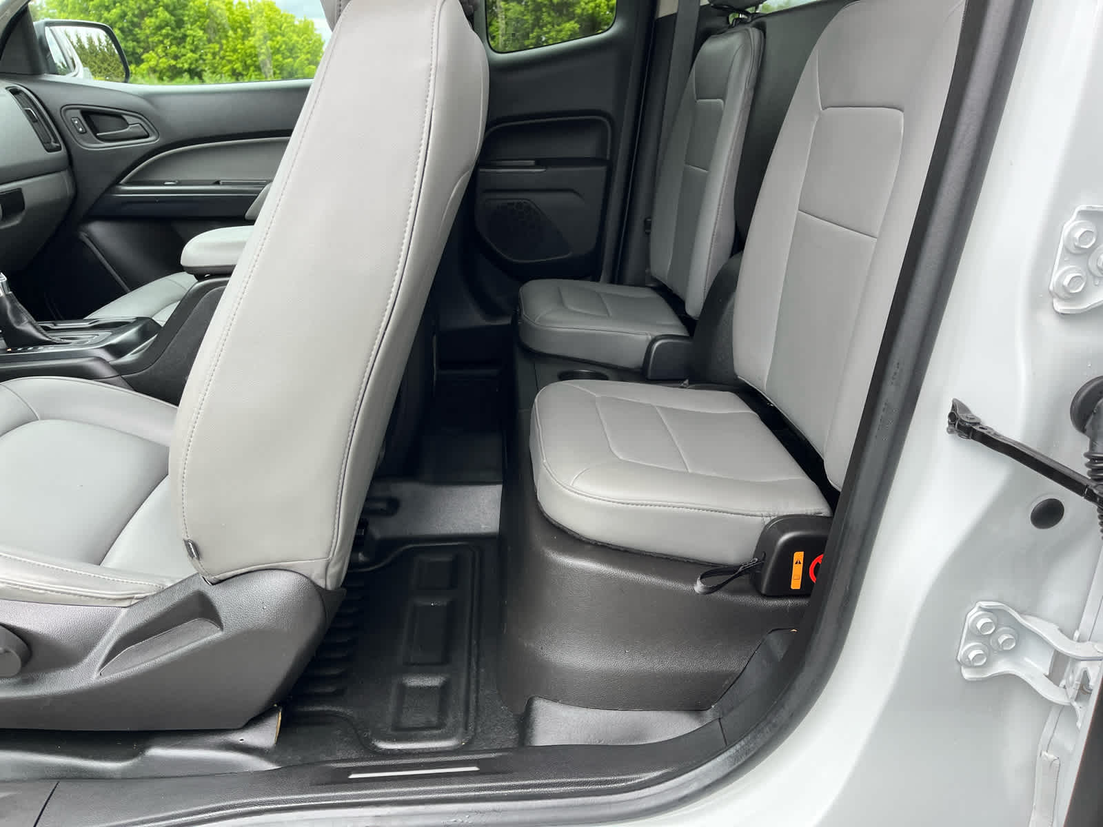 2022 GMC Canyon 4WD Extended Cab Elevation Standard
