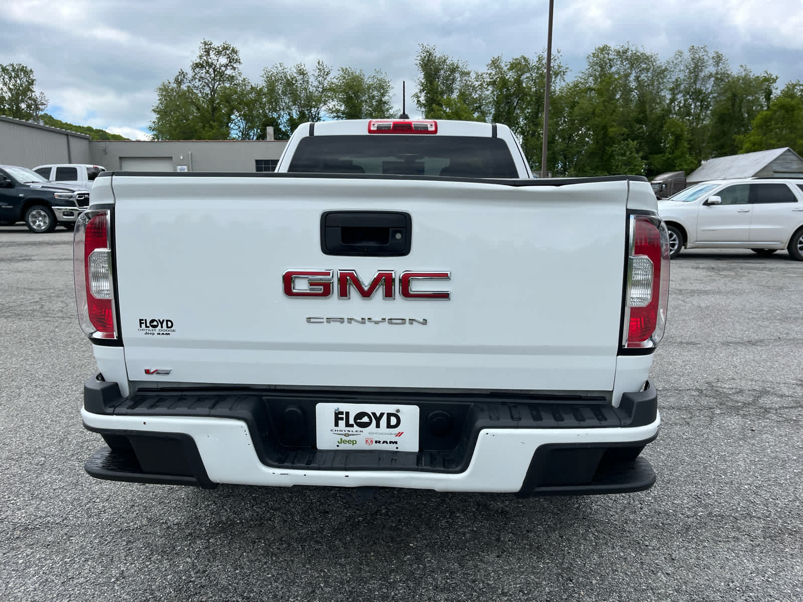 2022 GMC Canyon 4WD Extended Cab Elevation Standard