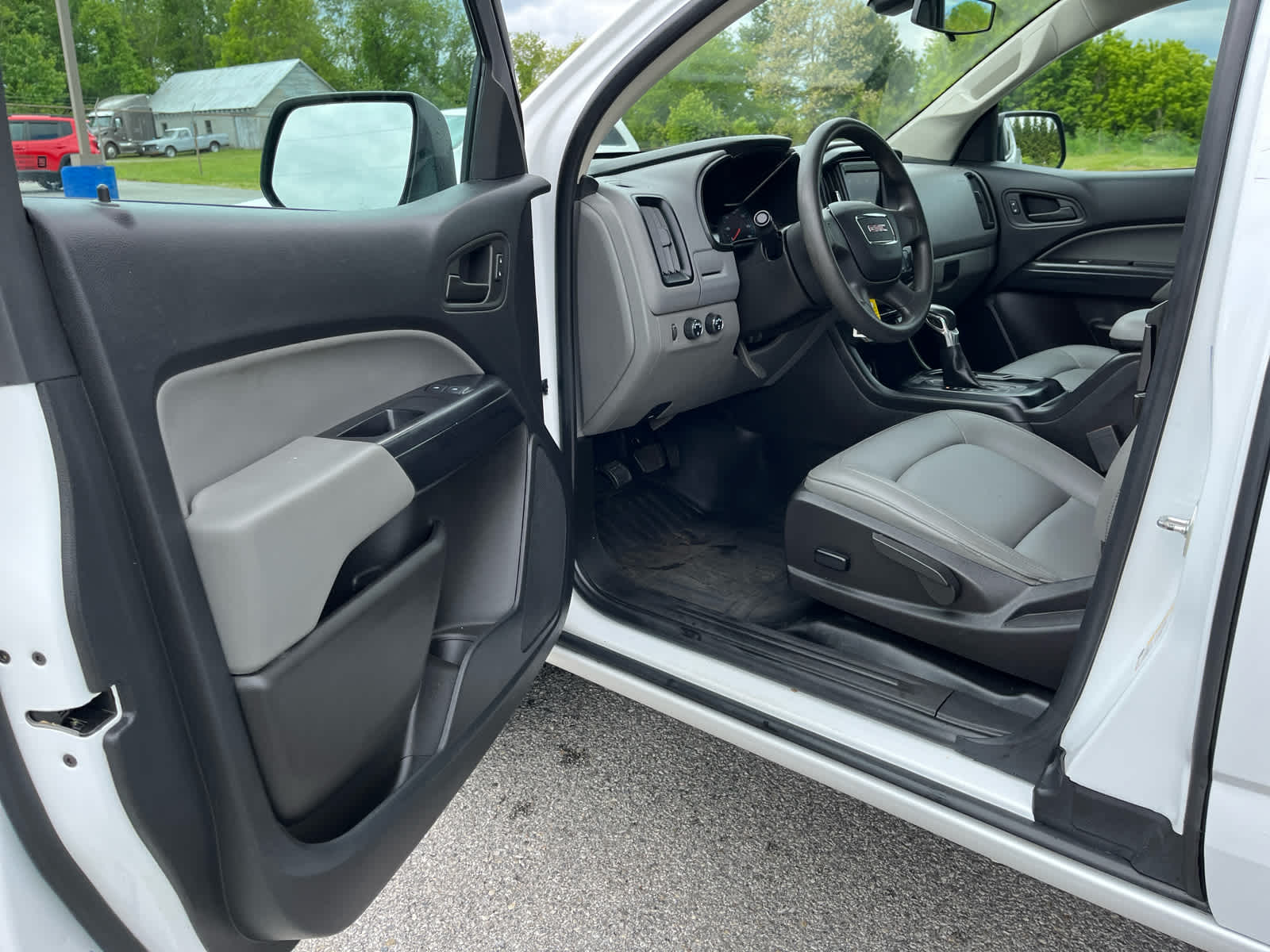 2022 GMC Canyon 4WD Extended Cab Elevation Standard