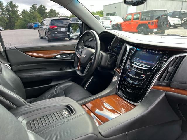 2018 Cadillac Escalade Standard