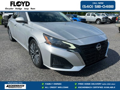 2023 Nissan Altima SV FWD