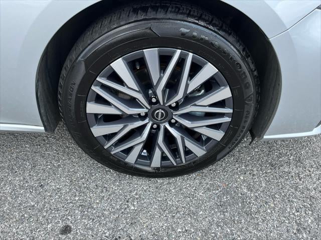 2023 Nissan Altima SV FWD