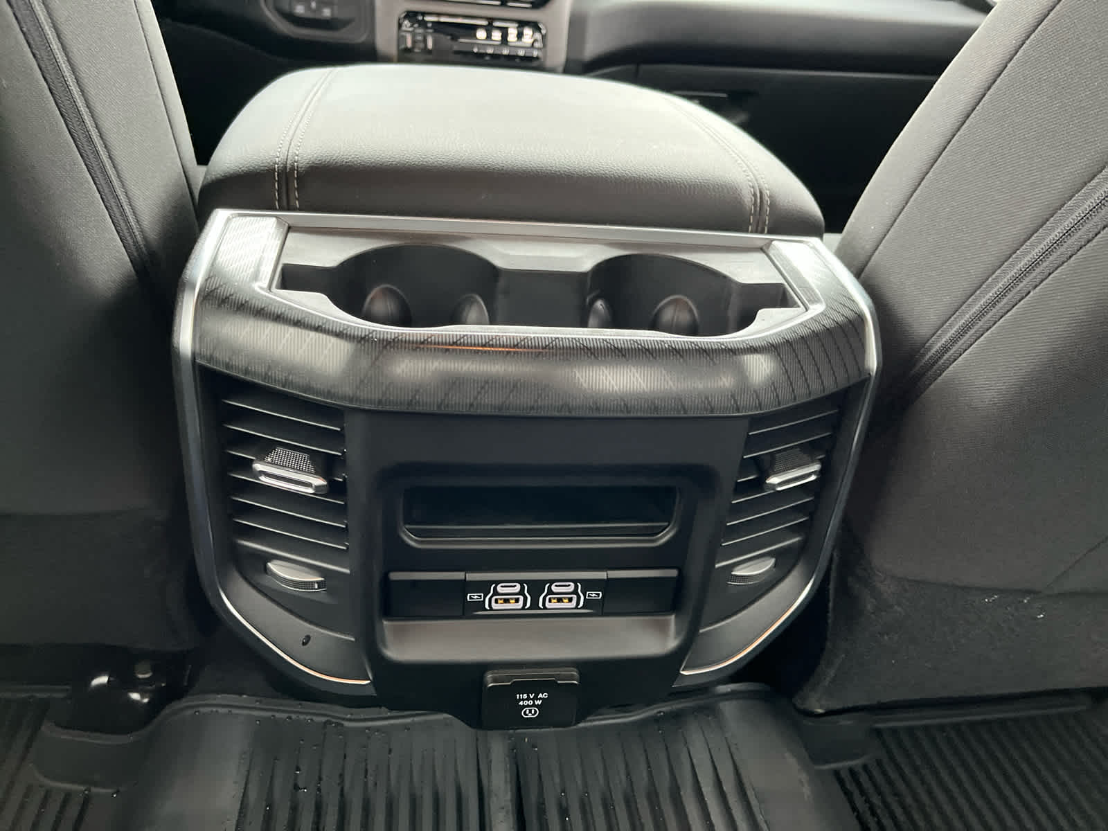 2025 RAM 2500 Big Horn Crew Cab 4x4 6'4' Box