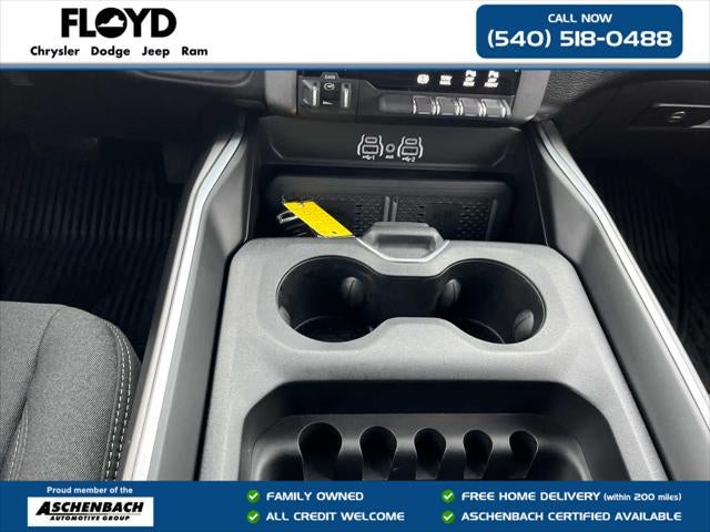2025 RAM 2500 Big Horn Crew Cab 4x4 6'4' Box