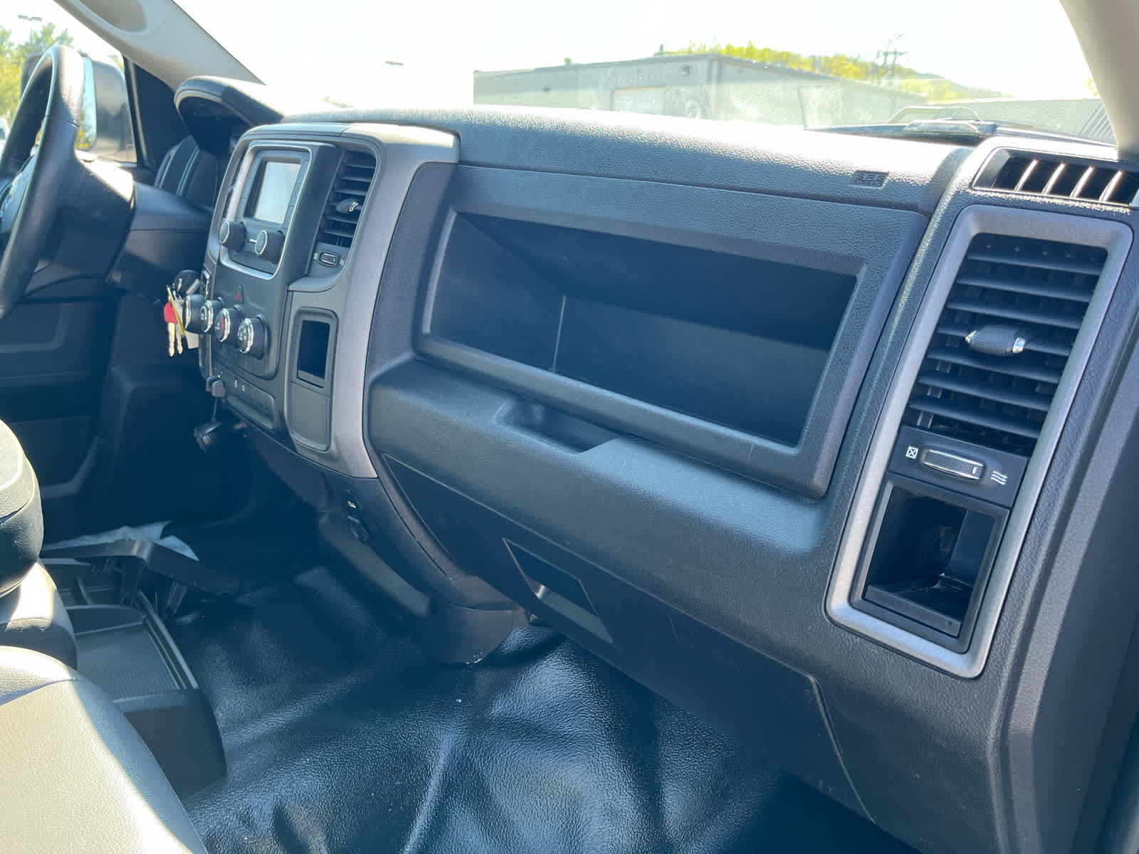 2022 RAM 1500 Classic Tradesman Crew Cab 4x4 5'7' Box