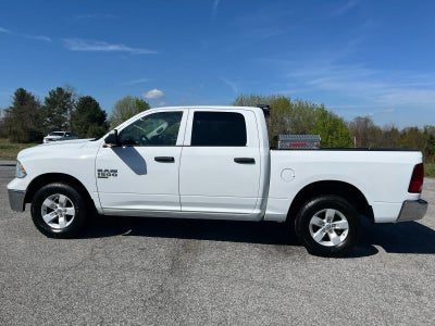 2022 RAM 1500 Classic Tradesman Crew Cab 4x4 5'7' Box