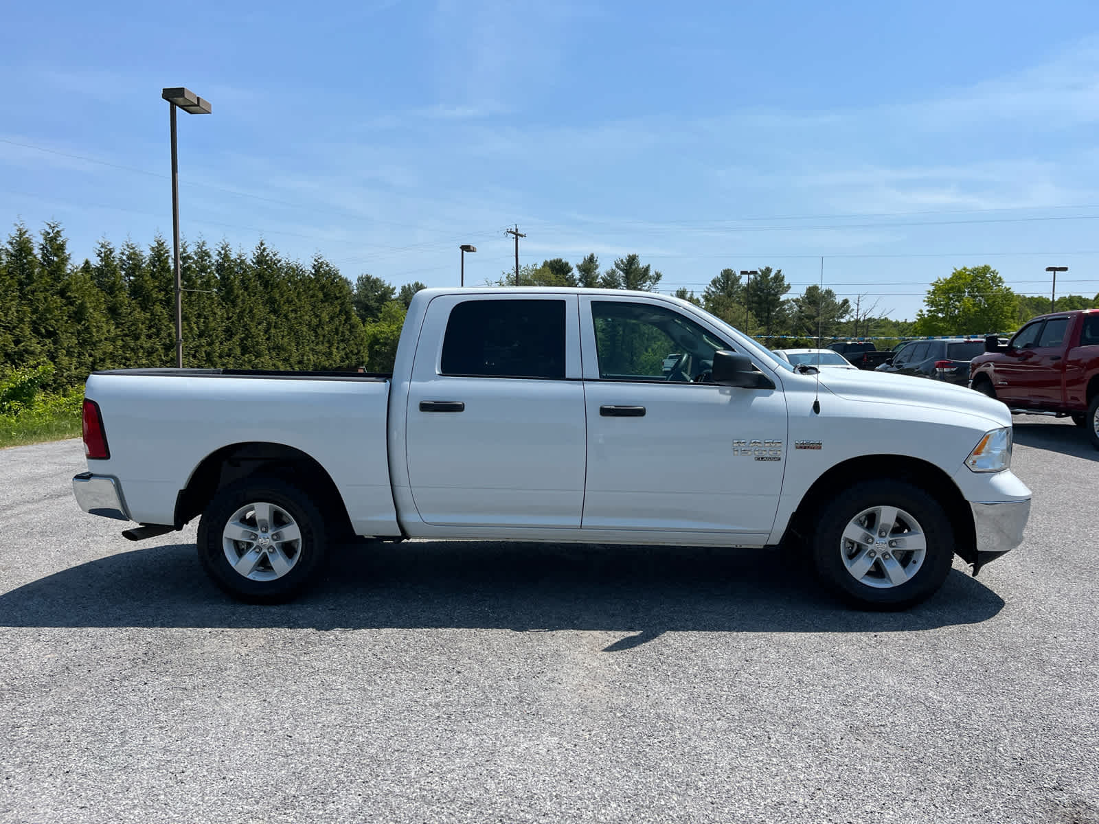 2022 RAM 1500 Classic Tradesman Crew Cab 4x4 5'7' Box