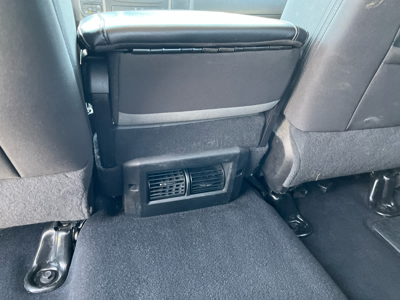2022 RAM 1500 Classic Tradesman Crew Cab 4x4 5'7' Box