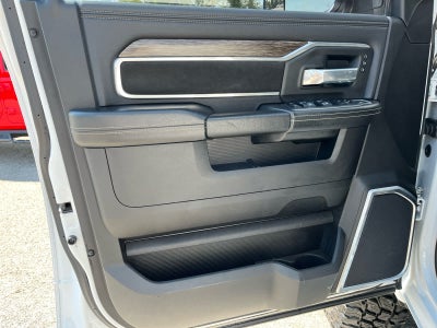 2021 RAM 2500 Laramie Crew Cab 4x4 6'4' Box